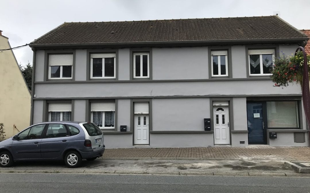 Rénovation de façade, nettoyage, peinture à Guines